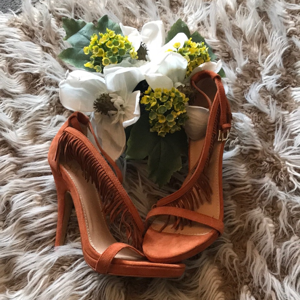 Orange heels Perfect for summer!